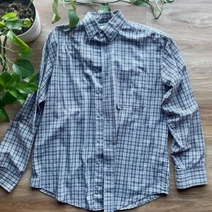 Wrangler Gray and White Plaid Button Down Shirt